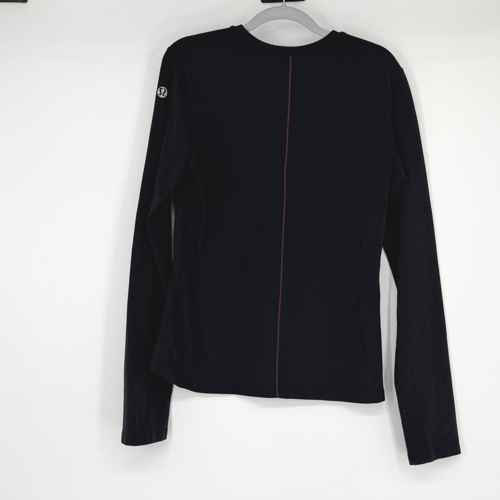 Lululemon Womens Black Long Sleeve Activewear Top Purple Contrast Stitching
